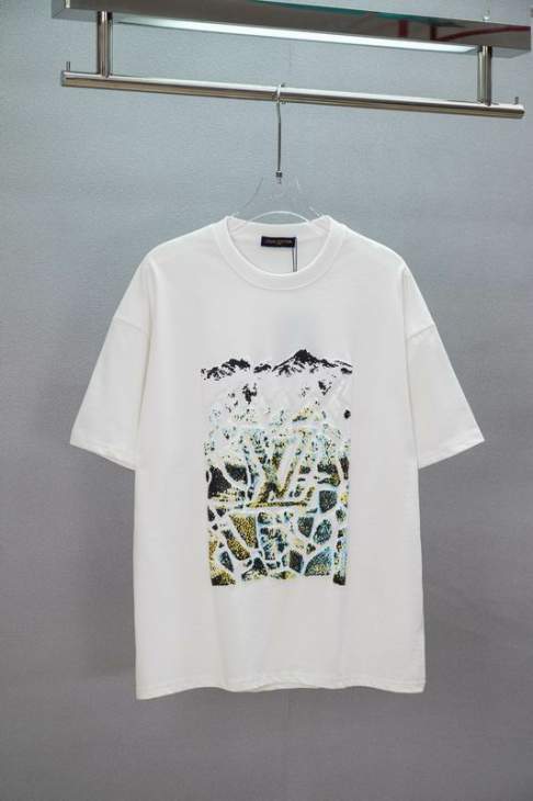 Picture of Louis Vuitton T Shirts Short _SKULVS-XLqqtxQ2247209